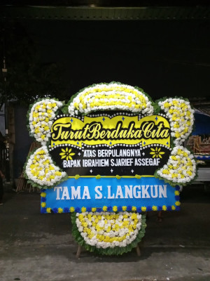 Papan Bunga Duka di Senapelan